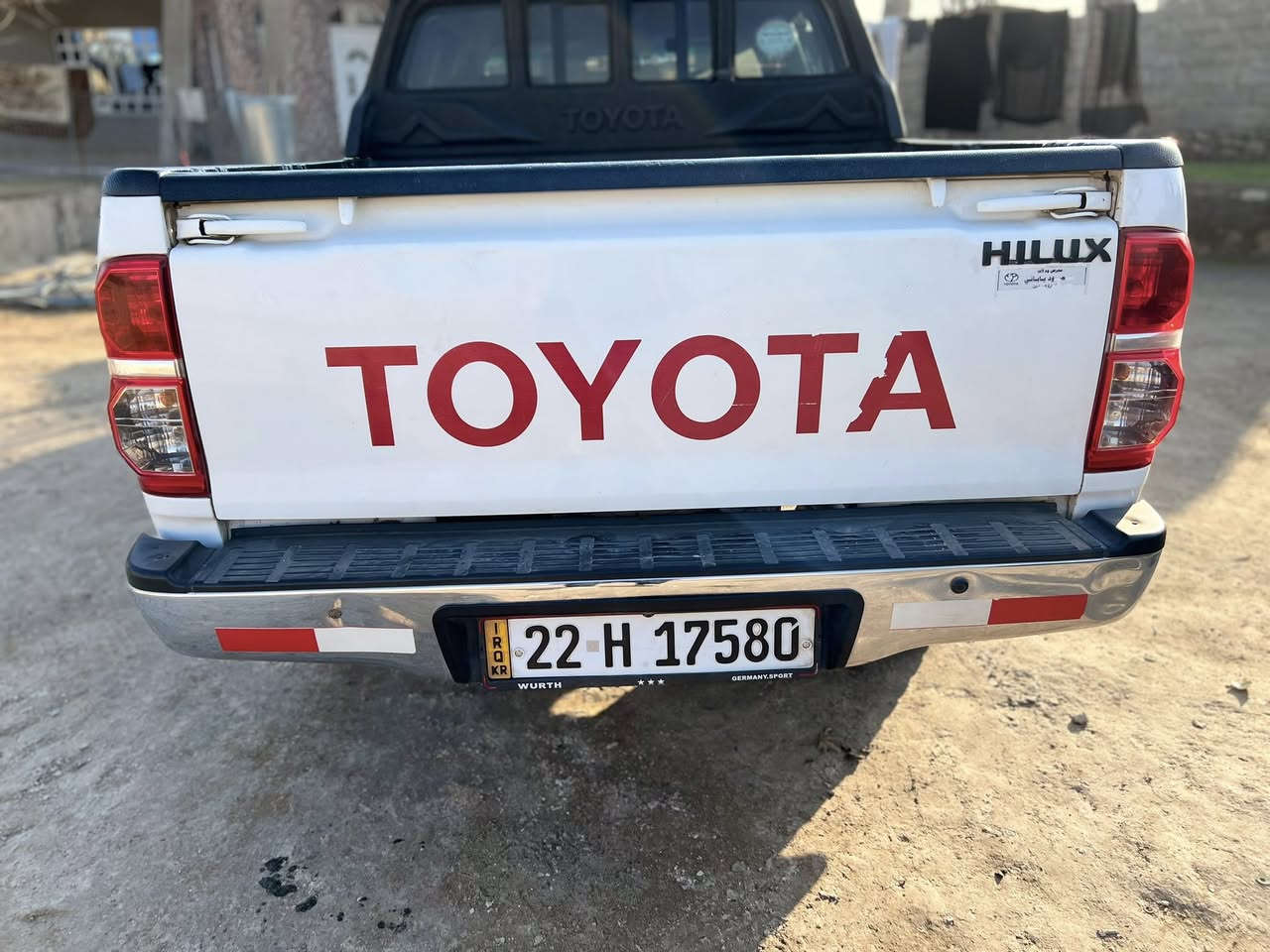 للبيع سياره بيكم دبل اكسن شركه سيد نهرو موديل ٢٠١٤سياره بسمي رقمها أربيل محرك شرط بيها قطعتين صبخ الرقم والسنويه جديد لل٢٠٣٠ بيها كابون سعرها ٢١٣$ مكان الموصل ناحيه زمار ***********
