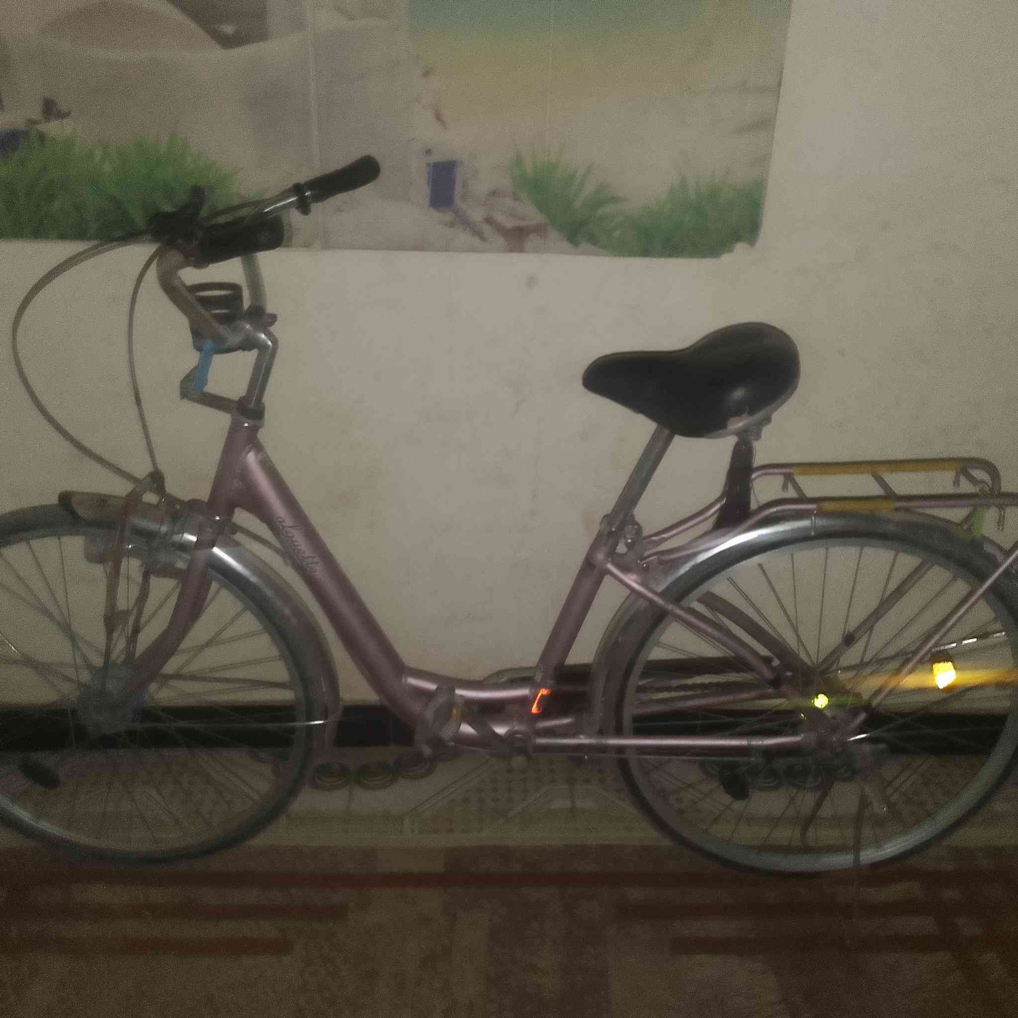 سلام عليكم بايسكل للبيع حجم 26 ياباني نضيف السعر 70 وبي مجال مكان ميسان حي العسكري خاص


**إذا كنت صاحب هذا الإعلان وتريد حذفه لأي سبب، رجاءا أرسل رسالة إلى الدعم الفني**