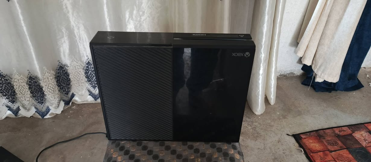 للبيع اكس بوكس وان ذاكره 500 جهاز مامفتوح ومابي اي عطل متروك كم فتره ماعرف شكد يسوه قيم وخذ


**إذا كنت صاحب هذا الإعلان وتريد حذفه لأي سبب، رجاءا أرسل رسالة إلى الدعم الفني**