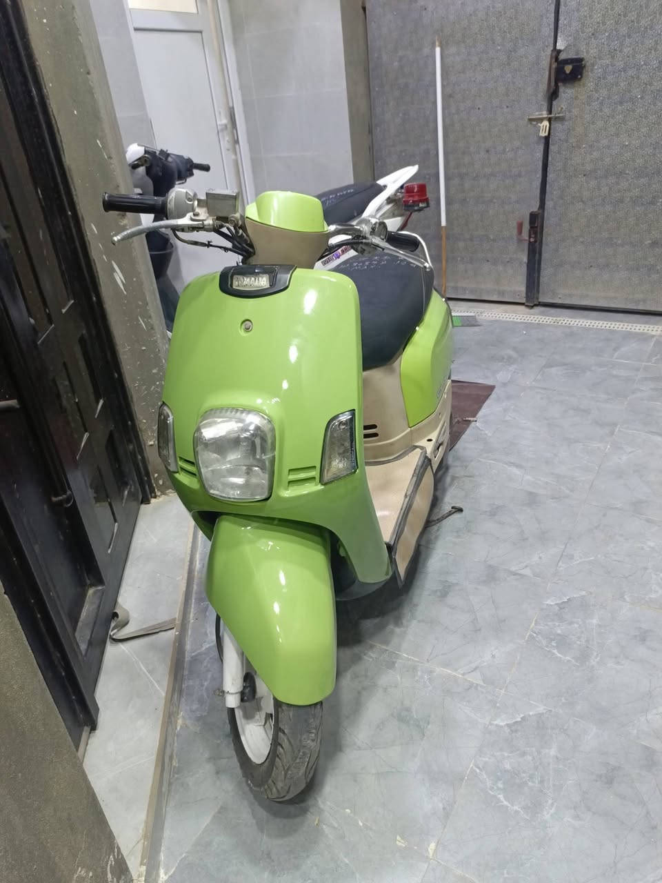 السلام عليكم دراجه بوليس للبيع مبدل بيهه بوش وبستم بوش 49 دراجه نضيفه بس كفر امامي مصبوغ ***********
