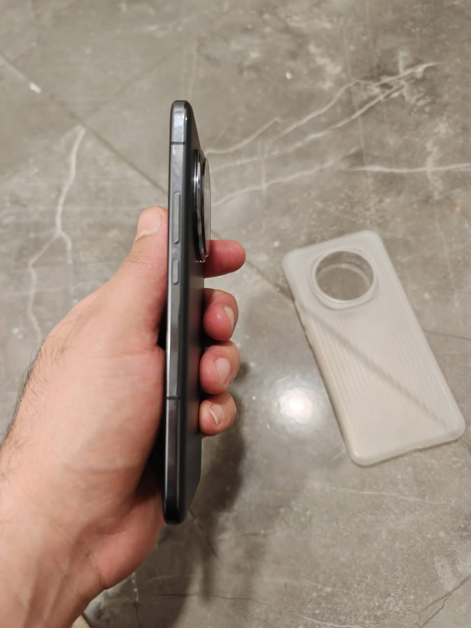 هونر ماجك 6  بدون برو
ذاكره 256
رام 12
جهاز جدا نظيف 
معالج 8gan3 
صحه بطاريه 98
جهاز نسخه صين  
لغه عربيه رسمي  خدمات كوكل تحديثات حالين احدث نسخه 10
 دبل شريحه يدعم تسجيل مكالمات 
ملحقات بدون ملحقات 
بيع فقط سعر 465
متوفر توصيل


**إذا كنت صاحب هذا الإعلان وتريد حذفه لأي سبب، رجاءا أرسل رسالة إلى الدعم الفني**