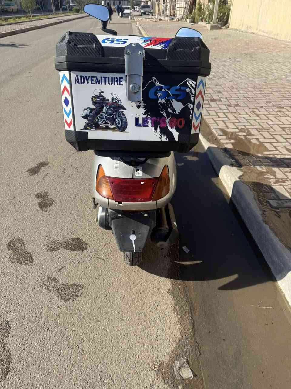 دراجة سبيسي نضيفة محرك نضيف السعر ٦٥٠ مكاني حي العامل ***********
