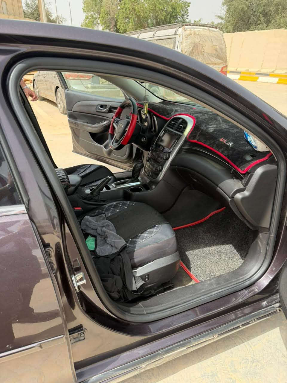 ماليبو ٢٠١٦ موديل امريكي
بيع السريع

مراوس ❌

مكينة ٢.٥ تنفس طبيعي

مواصفات، جلد و مخمل و شغال و قاصة

لايتات زينون

حدادية جديده

حادث بيها بونيد مصبوغ

كير و محرك بشرط

 رقم بغداد مميز

سيارة نظيفة ١٠٠٪؜ بدون نواقص

مكان سيارة بغداد الكرخ حي الجهاد

سعر 85ورقه

‭***********‬

