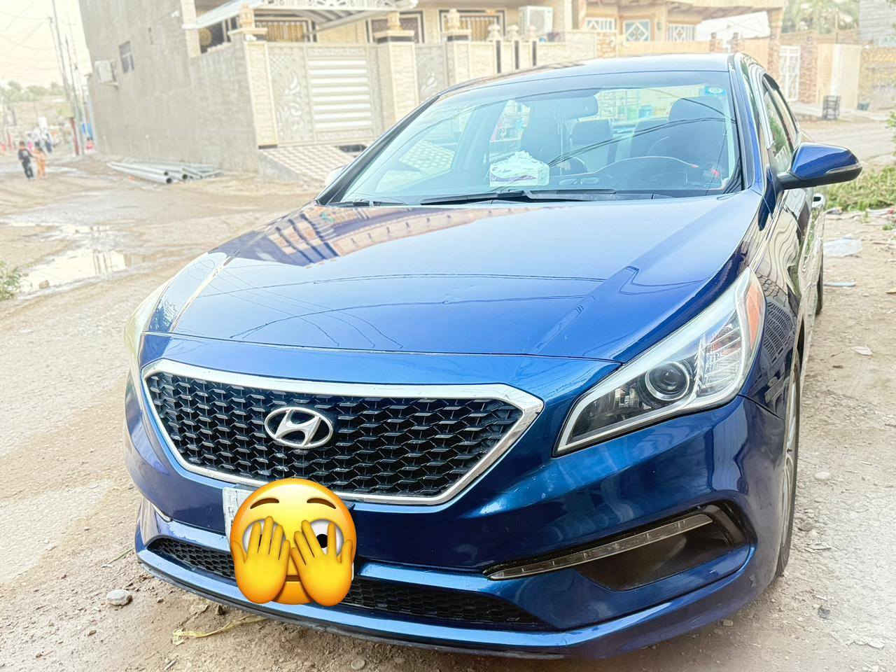 من رخصة الادمن سيارة سوناتا 2015وارد امريكي  سيارة حادثها موضح بصورة 
سيارة فول ما عدا الفتحة سنوية لل٢٨ 
سيارة ما ناقصها اي شي جديدة   

رقم صاحب السيارة *********** 

السعر 122 وبيها مجال مكان ديالى
