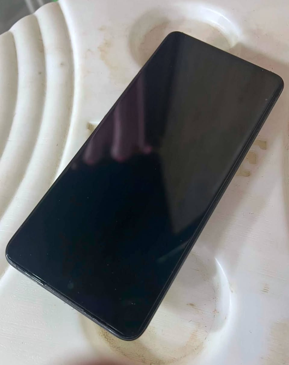 ريدمي نوت 12برو 4g
شاشه 6.67انج

Snapdragon 732Gمعالج

بطاريه 5000 تدعم الشحن السريع 67واط

ذاكره 256 رام8+8

سماعات ستيريو
كاميره اساسيه 108
مبدل شاشه فقط 
السعر 145وبي مجال


**إذا كنت صاحب هذا الإعلان وتريد حذفه لأي سبب، رجاءا أرسل رسالة إلى الدعم الفني**