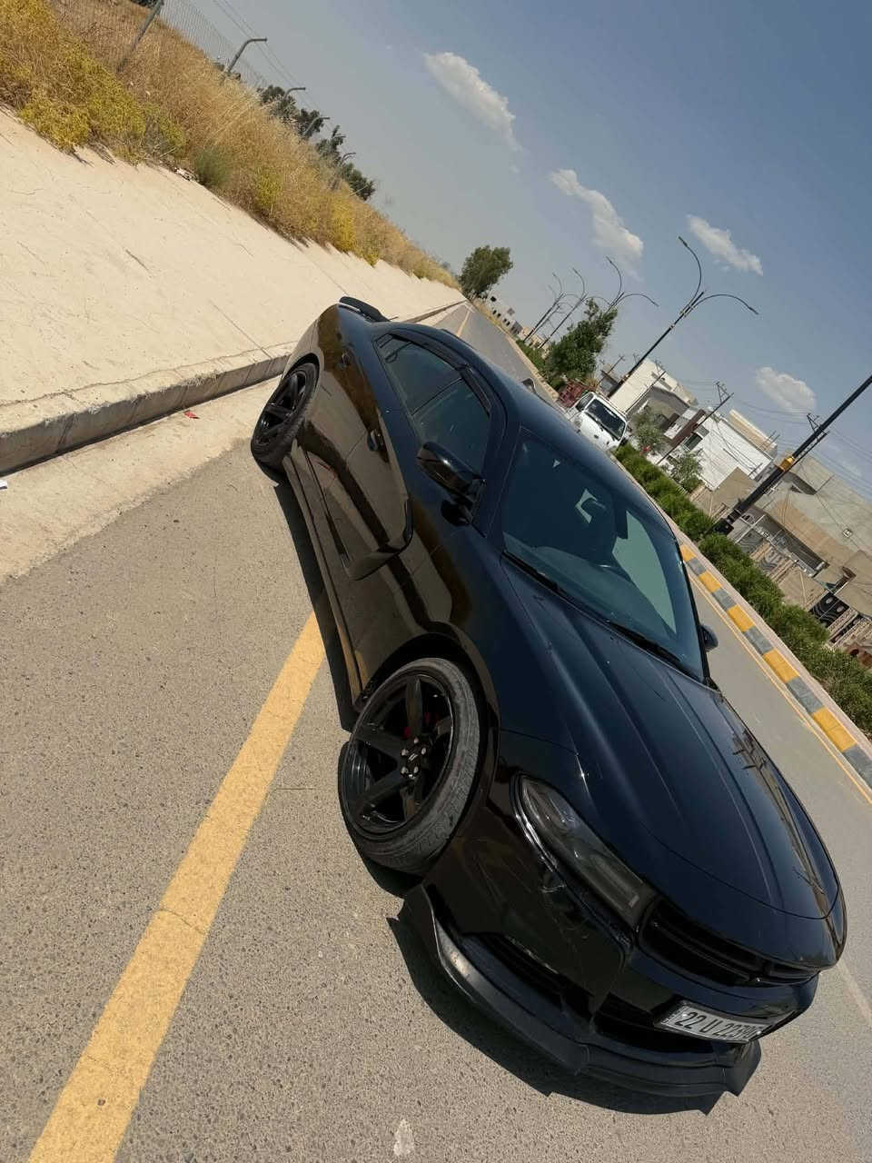 السلام عليكم للبيع
جارجر موديل 2015) السعر190$

رقم اربيل مسطره هزه وسنويه جديده 

مواصفها sxt

ضرر جملغ الخلف مع باب شبر

سيارة جاهزة مانقصها شي 

كير ومكينه شرط 
عنوان موصل حي الحدباء سايدين الصوره 

باقي التفاصيل اتصال عل الرقم 

***********
***********
