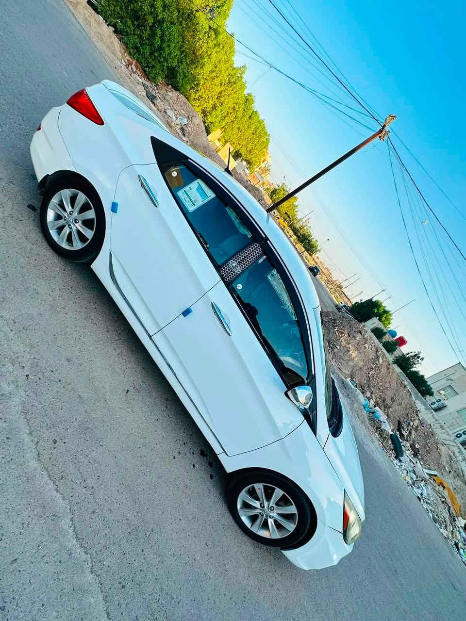 للبيع هونداي أكسنت 2017
رقم بغداد الجديد 
هزه جديده سنويه جديده بأسمي 
محرك 1600 
كير AT
صدر جديد 
تخم تاير جديد باتري جديد 
دوشمه كشنات شاشه وكامره خلفيه 
تبريد ممتاز 
سياره جاهزه من كلشي 
صبغ 3 قطع من امريكا بدون دواخل 
السعر 90 ورقه 
مكاني الغزاليه 
***********
