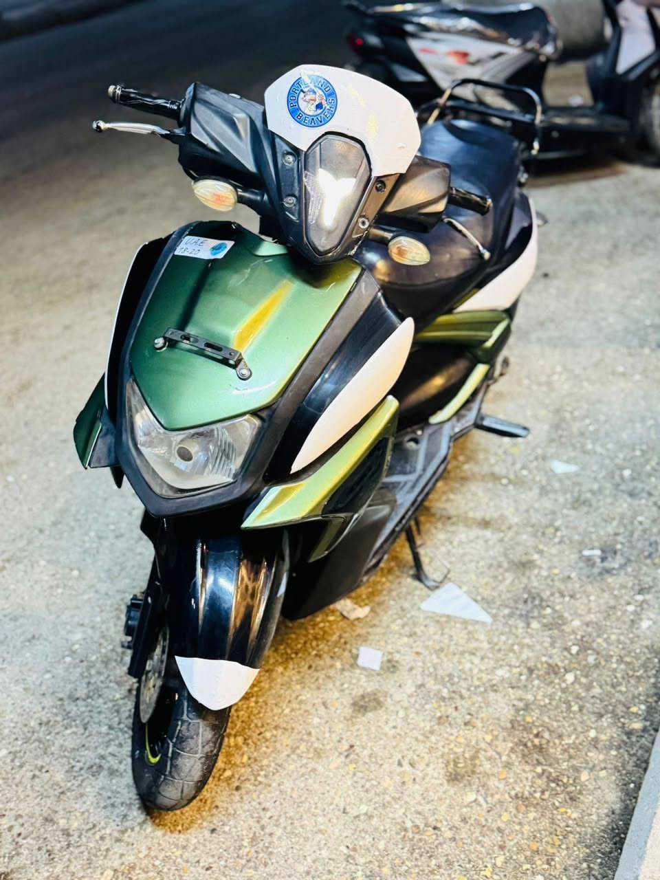 سلام عليكم متاح زت ار بدون اوراق واحد يكول 2021واحد يكول 2022دراجه عوزه شويت ترتيبات سعره مليون او 150وبيه مجال بصيط مكاني سماوه حيدريه ***********
