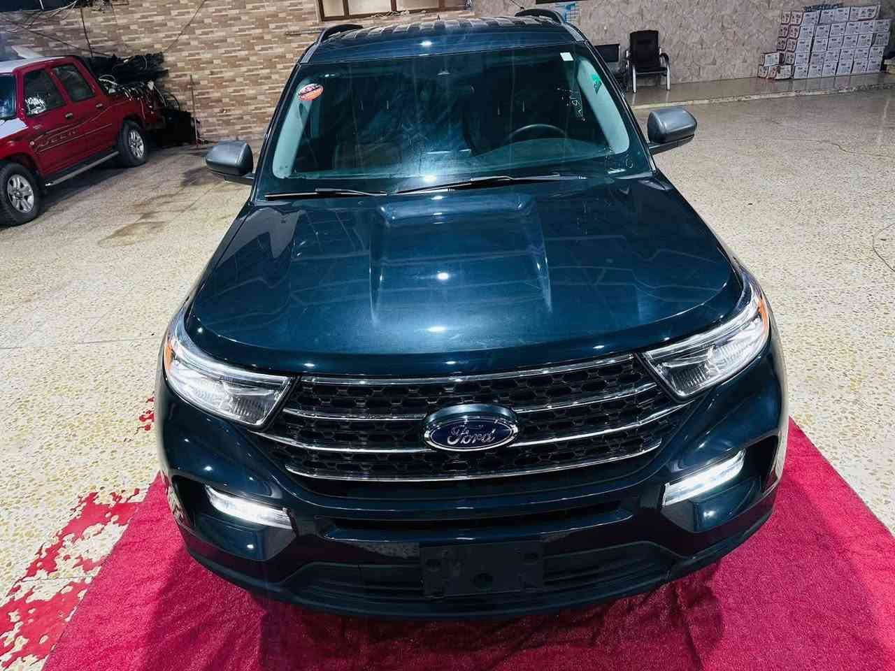 🔊(فرع كركوك) 

📌Ford Explorer 2024 XLT📌

⚙️حجم المحرك 4 سلندر توربو(2.3L)

♂️عداد المسافة 33329  mile 

♦️(السيارة بدون ايرباك) 

💵(السعر/25000 $) 

🔷عدد المقاعد (7) راكب 

♦️المواصفات XLT:

بصمة تشغيل
بصمة ابواب
تشغيل عن بعد (Remote Start)
صندوق شفط كهربائي  
كشنات جلد
كشن خلفي منفصل 
رادار أمامي(تحديد مسار)
رادار جانبي (نقاط عمياء)
رادار خلفي(تحذير من الاصطدام)
حساسات خلفية+ كاميرا
كير ماوس
اوتو هولد Auto hold
أوتو ستارت Auto start
أوتو ستوب Auto Stop
هاند بريك بصمة
تبريد مركزي 
شاشة كبيرة لمس 
Apple Car Play
Android Auto
تحكم وضعيات القيادة (Drive Modes)
مانع انزلاق+ABS
تحكمات استيرن
منافذ USB+AUX
وبقية المواصفات المعروفة

♦️(العنوان/ كركوك شارع المعارض)
     
               - - - - - - - - - - - - - - - - - 

♦️للاتصال/

ابو محمد
***********

فيصل
***********

