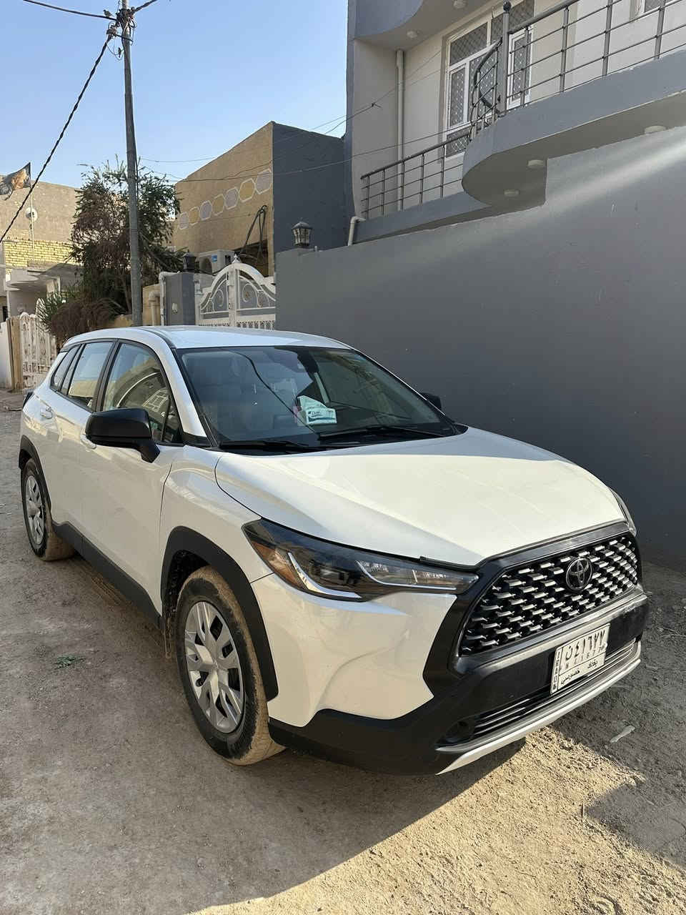 السلام عليكم
كورلا كروز موديل 23 فئه le 
ياباني مو هايبرد بانزين سياره ماشيه 24 بأسمي تحويل ثاني يوم 
السياره ضررها موضح بالصور وسونار هم بالصور مرفق 
ضررها بنيد مبدل ومصبوغ وبارد خفيف بالجاملغين وقبق البانزن 
السياره موجوده بالكوت وهذا رقمي اي استفسار اتصل
***********
