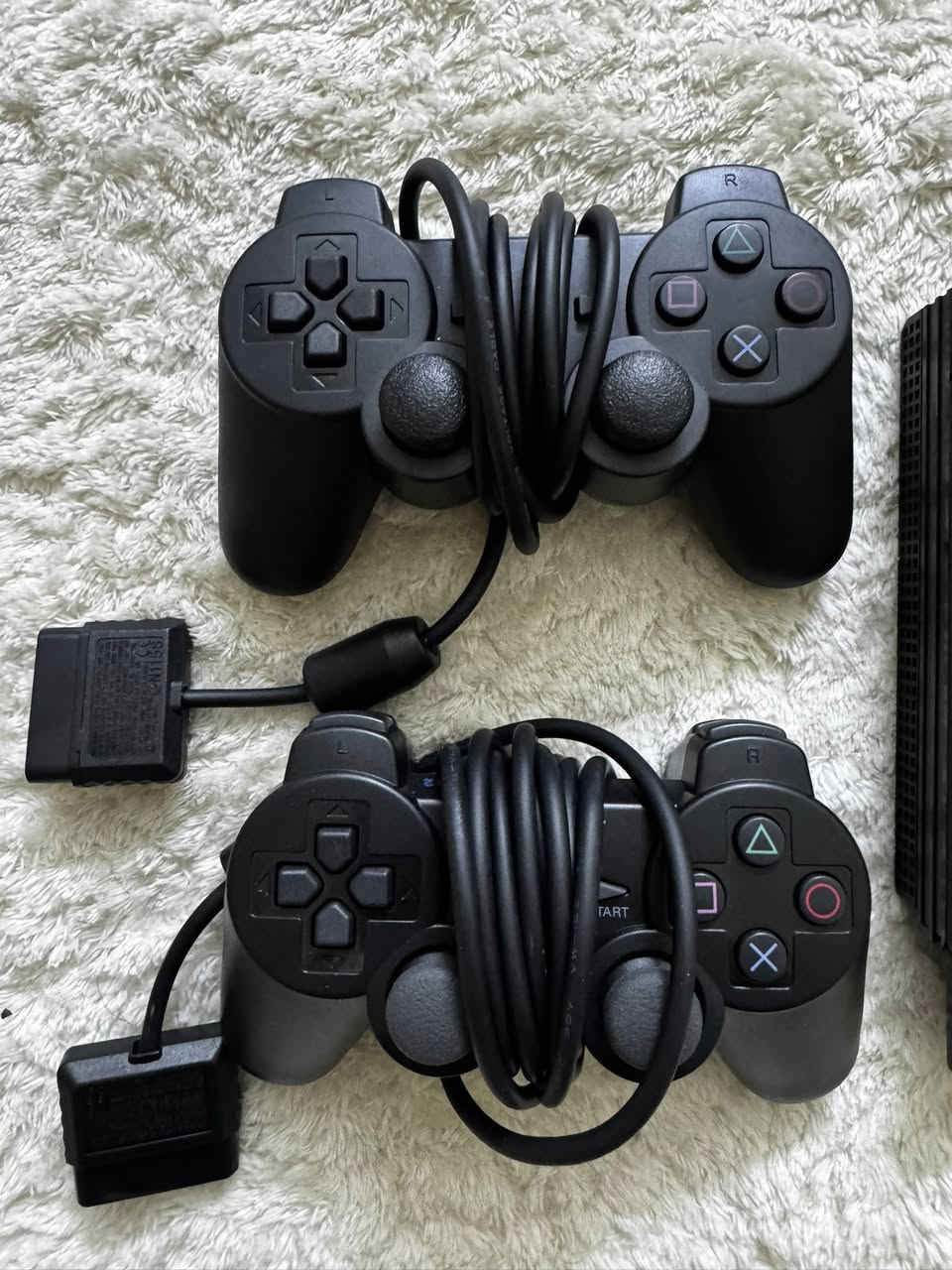 بلي 2 سلم جهاز شغال ونضيف كارتونته وياه وكامل ملحقاته جوستك عدد 2 + فلاش 30 لعبة تقريباً ، السعر 80 وبي مجال مكاني بغداد مدينة الصدر
*********** 
موجود واتساب واتصال
