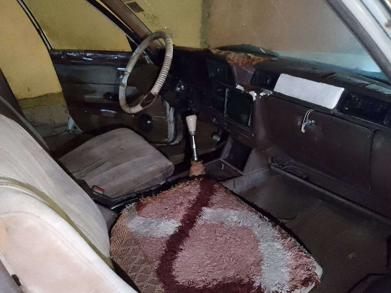 البيع موديل 82بدون ضربه بدون شاشي كول شرت سياره بسمى سنويه جديد ره قم ميز سياره مال بيت سعره 33مجال
ره قم :***********
