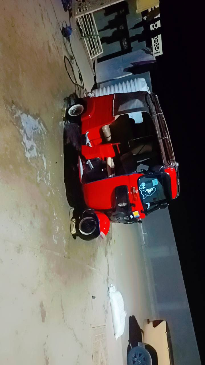 تكتك للبيع17 رقم او سنويه مصبوغه عام مكينه توني مجفتها تكتك مكفوله من الضربه
#السعر 4800 قفل 🔒
بابل الحمزه الغربي 
***********
