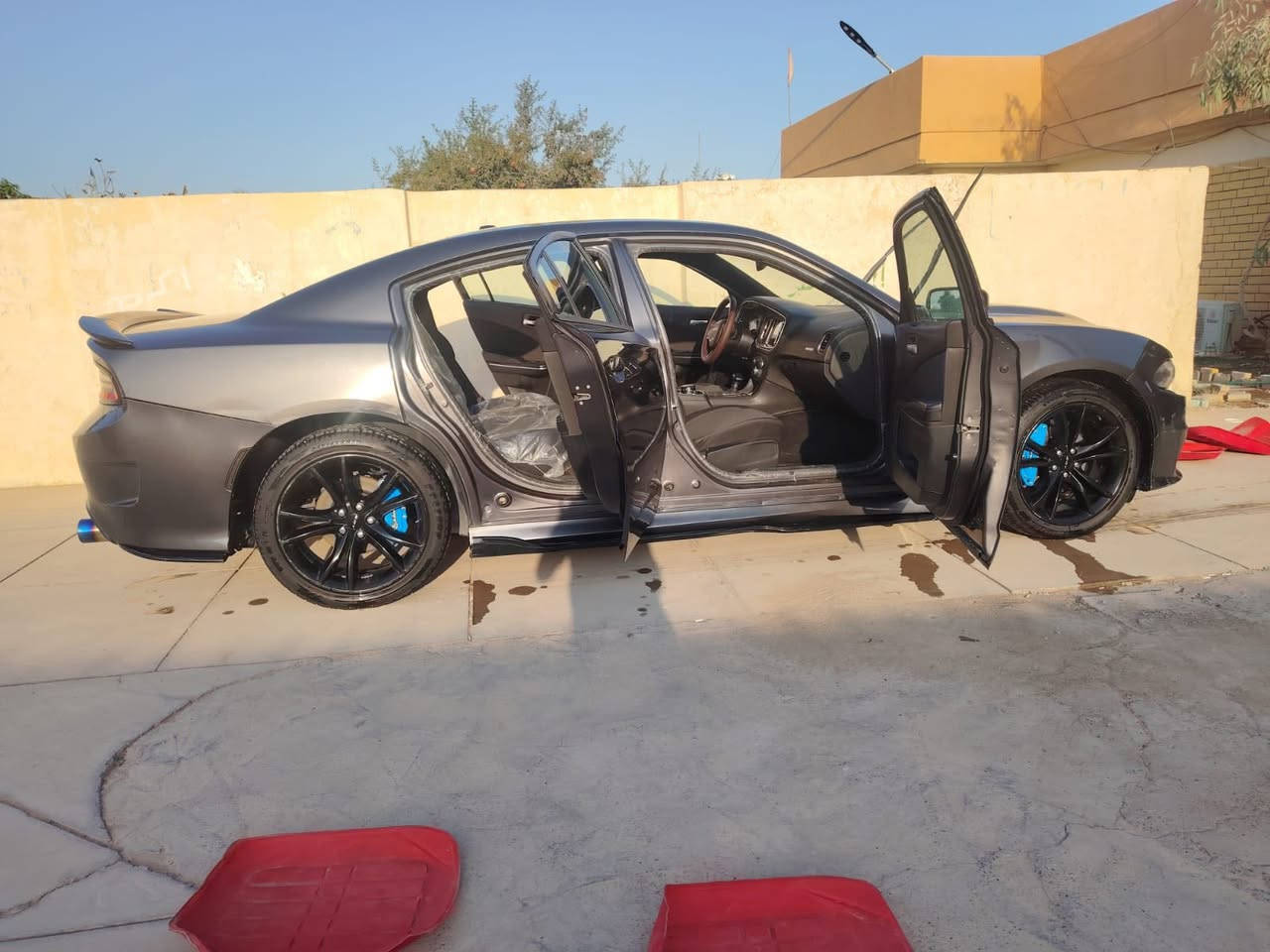 السلام عليكم 
جارجر 2016 معلايه 2017 كفاله من الصبغ تبديل بنيد فقط جاهزه مابيها نقص السعر 170 وبيها مجال بسيط المكان ناصرية مركز للاستفسار ***********
