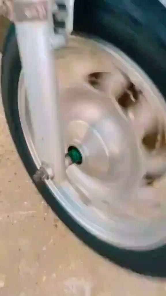 السلام عليكم ستوته للبيع مودل 9 مكينه أم الحاسبه تخم تاير جديد مكفوله نضافه 100%100 السعر مليون و٦٠٠وبيها مجال حك الجيه المكان نجف كوفه شارع المعمل الاستفسار ***********
