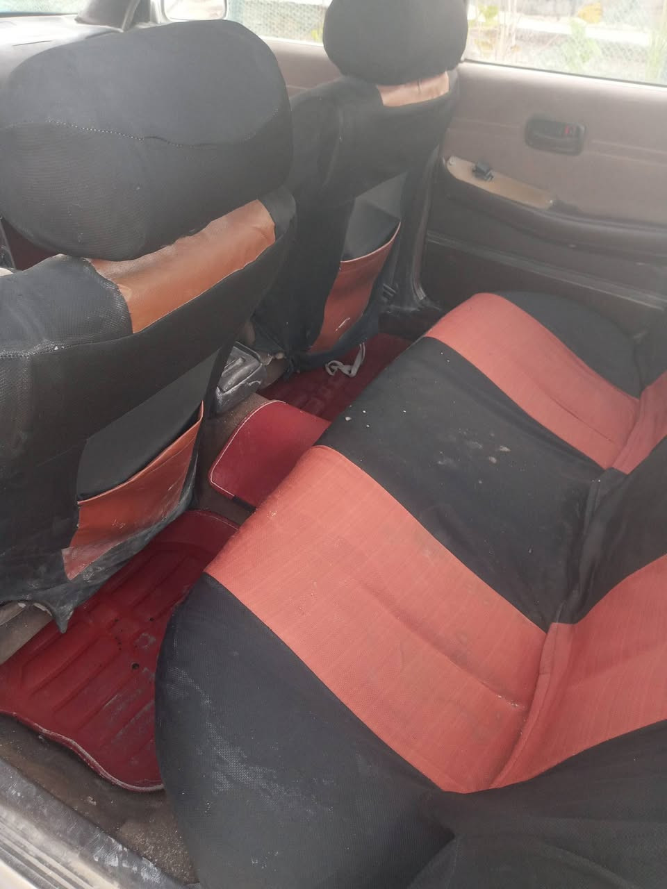 السلام عليكم،، مارك عظم موديل 91 نجف محرك شرط ونجي وگير تمام كهربائيات شغاله گشره 90% نظيف صدر نص عمر فقط تحتاج دبلات (السعر 28قفل)  مكاني مناذرة للأتصال ***********
