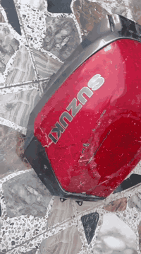 سلام عليكم
سازوكي كروز ام الجنطه 
متروكه جانت شغاله حالياً ماعرف شبيهة 
دراجه مفصخه غراضهة كامله واغلبهن جدد 
قيم واخذ مكاني العامريه بغداد 
***********
