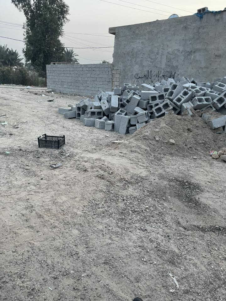 قطع ارض للبيع ركن ابومنصير الرضوان  الزاعي المساحه 172 22في٨ ماء كهرباء تبليط للسفسار الاتصال ***********/***********

