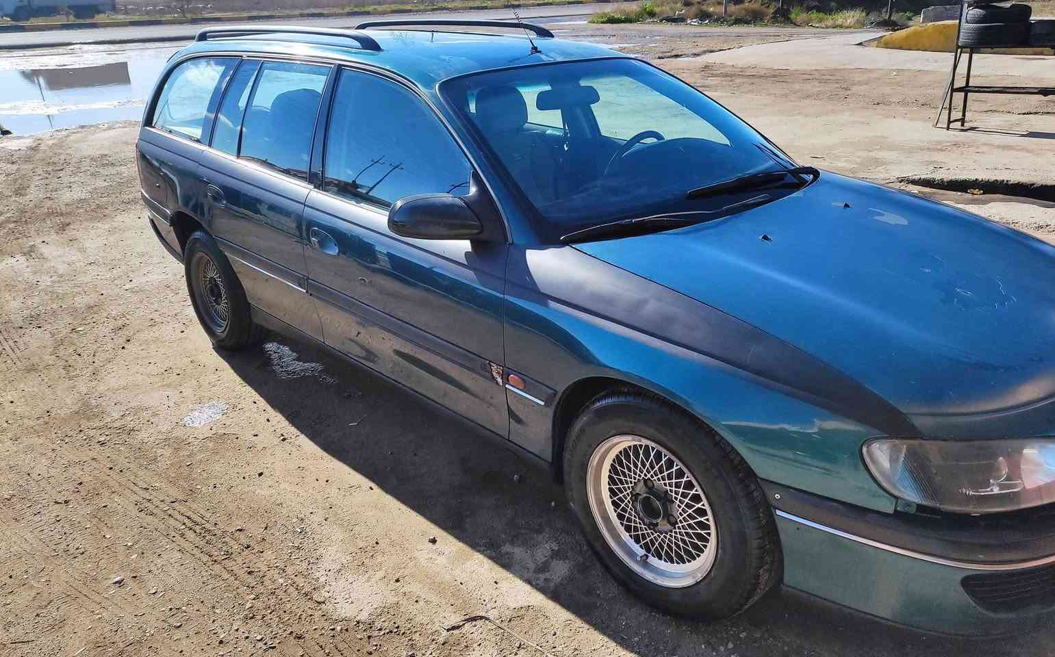 اوبل بزون ستيشن
6 سلندر بلادي 
كير عادي 
مكفولات 
تايرات نضيفه 
رقم بغداد 
36 ورقه وبيها مجال 
مكان سامراء 

***********
