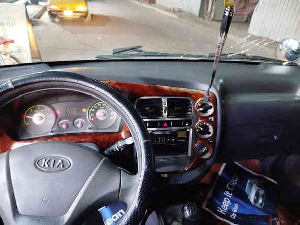 السلام عليكم عندي  كيا بنكو 2007 دبل قمارة  رقم بغداد مكفولة من الصبغ والضربة تبريد شغال جديد مكينة كير كفالة جام اوتو 6 جنكال مو 5 السعر 88 ورقة وبيها مجال بسيط للاستفسار ***********
