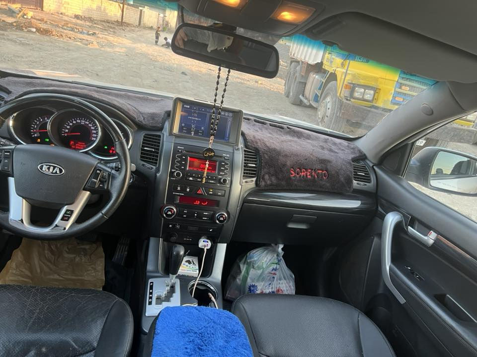 الله 
سورنتو 2013 كصه جطه دخول جديد 
كاز 7 راكب فول ماعده الفتحه 
متومه شمالي طبق الاصل رقم انكليزي 
مكاني ناصريه الشطره  السعر 53
***********
