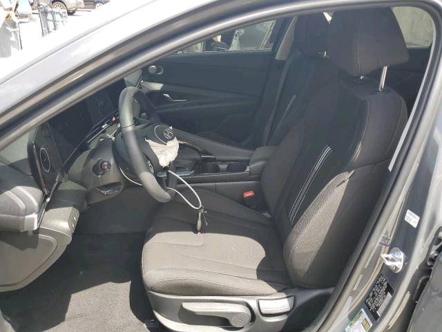 السلام عليكم 
السعر 173 وبيها مجال
النترا 2025👉❤️ رقم بغداد بسمي

وارد أمريكي 🚗
حادث بالصور بارد فقط
بدون دواخل
ايرباك استرين 😎
محرك 2000 دوش
مواصفات ...
فتحة سلايد
بصمه ابواب
بصمه تشغيل
تشغيل عن بعد
كامرا دوارة🖥️
تبريد مناخين منفصل
تدفئة بالكشنات
شاحن واير ليس
رادارات 360 درجه
امامي وجانبي وخلفي
رجاج ستيرن
تحكم ستيرن ٤ جهات
٣ وضعيات قيادة
لد بالدشبول ٣٦٠ لون
مثبت سرعه
قيادة ذاتيه
تحذير عند مغادرة المسار
توقف ذاتي
شاشه
ترحيب
لدنهاري
مانع انزلاق
صور الحادث داخل المنشور
مكان سيارة بغداد 👉👍
شراي يتصل

📞  *********** 
يوجد وات ساب