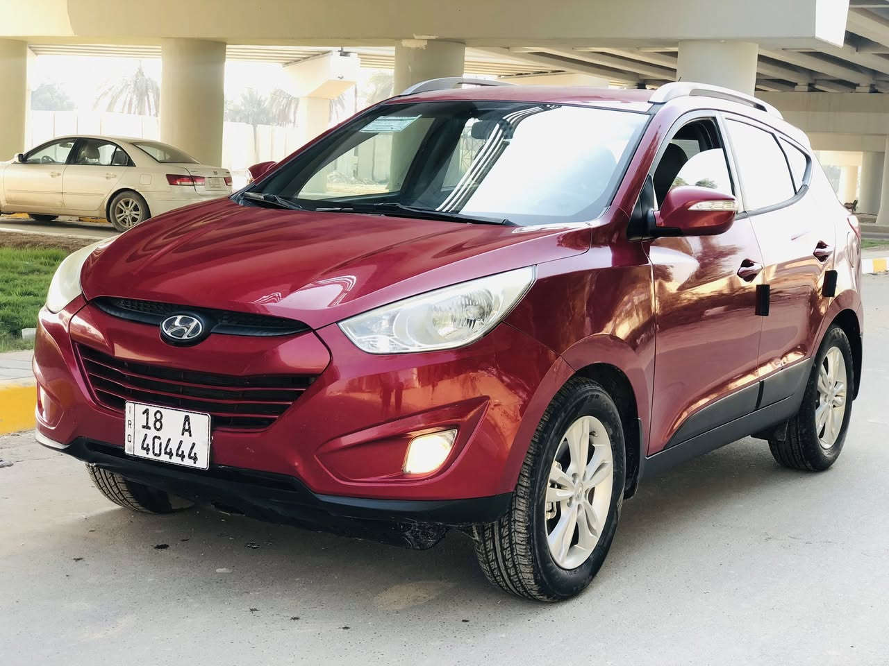 السلام عليكم للبيع توسان موديل 2014 وارد خليجي السياره بيه صبغ جاملغ امامي فقط اثر دحجه بسيطه والباقي كفاله عامه من كلشي محرك  2000 دوش مكفول سياره جديده بمعنى الكلمه مال جناي ماشيه 80 نص فول سياره بعده بحاله الشركه وحداديه وتخم تاير جديد مكان السياره بابل رقم الهاتف ***********
