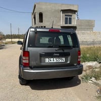 جيب ليبرتي 2012 سعر 90.   07706254470