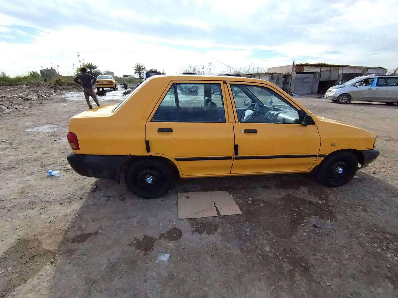 السلام عليكم
سايبا 2015
رقم قادسية بأسمي مصفره هيئه وغرامات

كير جديد
مكينه لاتبخير ولاتنقيص نضيفه 
كهربائيات كلها شغاله
تبريد ثلج
حداديه جديده
تخم تاير 
غرفه جديده
السياره نضيفه مامتعوبه  ولا مشتغله تكسي

السعر 36 وبيها مجال. 

للتواصل ***********
