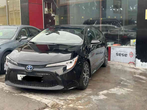 السلام عليكم
تويوتا كورلا 
2022
رقم بغداد تحويل 
وارد امريكي جاملغ وبنيد بدون شاصي ولا لغد ولا ايرباك 
صور الحادث مفرق بل منشور و السونار هم وياهم 
هايبرد 
بصمه 
كشنات جلد كرسي كهرباء 
شاشه 
مواصفات الكورلا معروفه 
اي نقص مابيه 
عنوان بغداد 
***********اثير
***********اسيا
