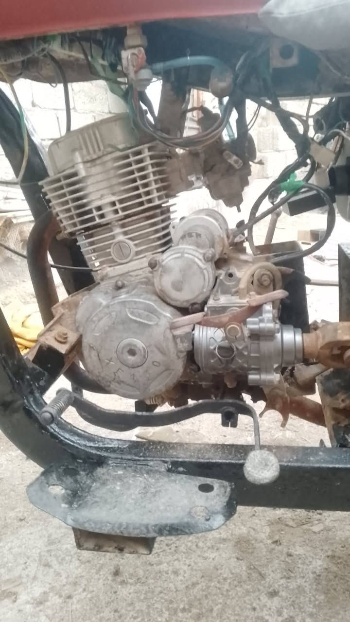 السلام عليكم ستوته للبيع ام تي ار بودي مال جمره شاص ام تي ار اكس ام تي ار كلك مقفوله***********
