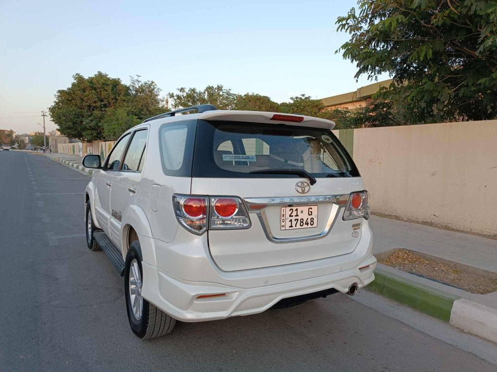 فۆرچنەر.مودیل..2013..سەی نهرۆ.سەنە وی

 تازەیە ..گیڕومکینەی بەشەرت نەکراوەتەوە

160.000..ڕۆشتوە..بۆیاخی نیە.

***********..شوین.کە لار.

سعری 215..گەڵاومعامە كالار, السليمانية
