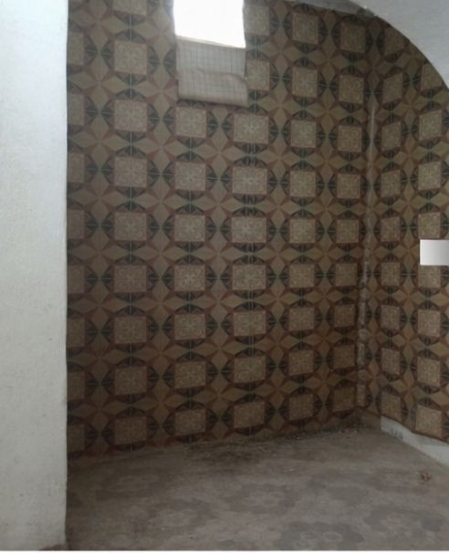 السلام عليكم 
بيت للبيع  في الطهمازيه شارع الربضه قريب ع الشارع العام  مقابيل البستان المساحه 160 م غرفتين نوم وهول وكليدور واستقبال ومطبخ داخلي وخارجي  وصحيات وغرفه بالطابق الثاني ترهم مخزن وحوش وحديقه  مع تانكي مأسس ع البيت كله وماطور ماء ومغسله عقارات دوله السعر 45 وبي مجال للاستفسار اكثر اتصل ع الرقم ‏‪***********‬‏
