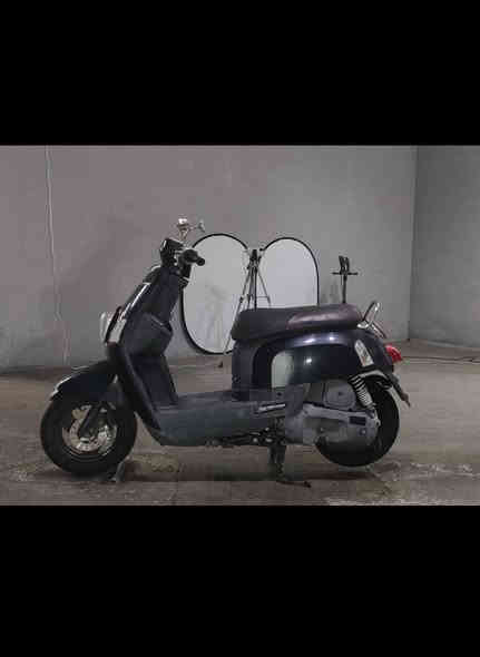 السلام عليكم 
دراجه بوليس للبيع الحاضن ماروني دراجه وكاله داخله مزاد وياها يدات تدفئه وياها جادر وشرط دراجه ياباني نوزل 
المكان بغداد مدينة الصدر
الرقم ***********
والدراجة كفاله مكينه وكفرات وكفرهه بالمزاد مصبوغ اسود واللون احنا وكعنا والداخل ماروني بلاد 
والدراجه ناقصها واير كيلو متر
