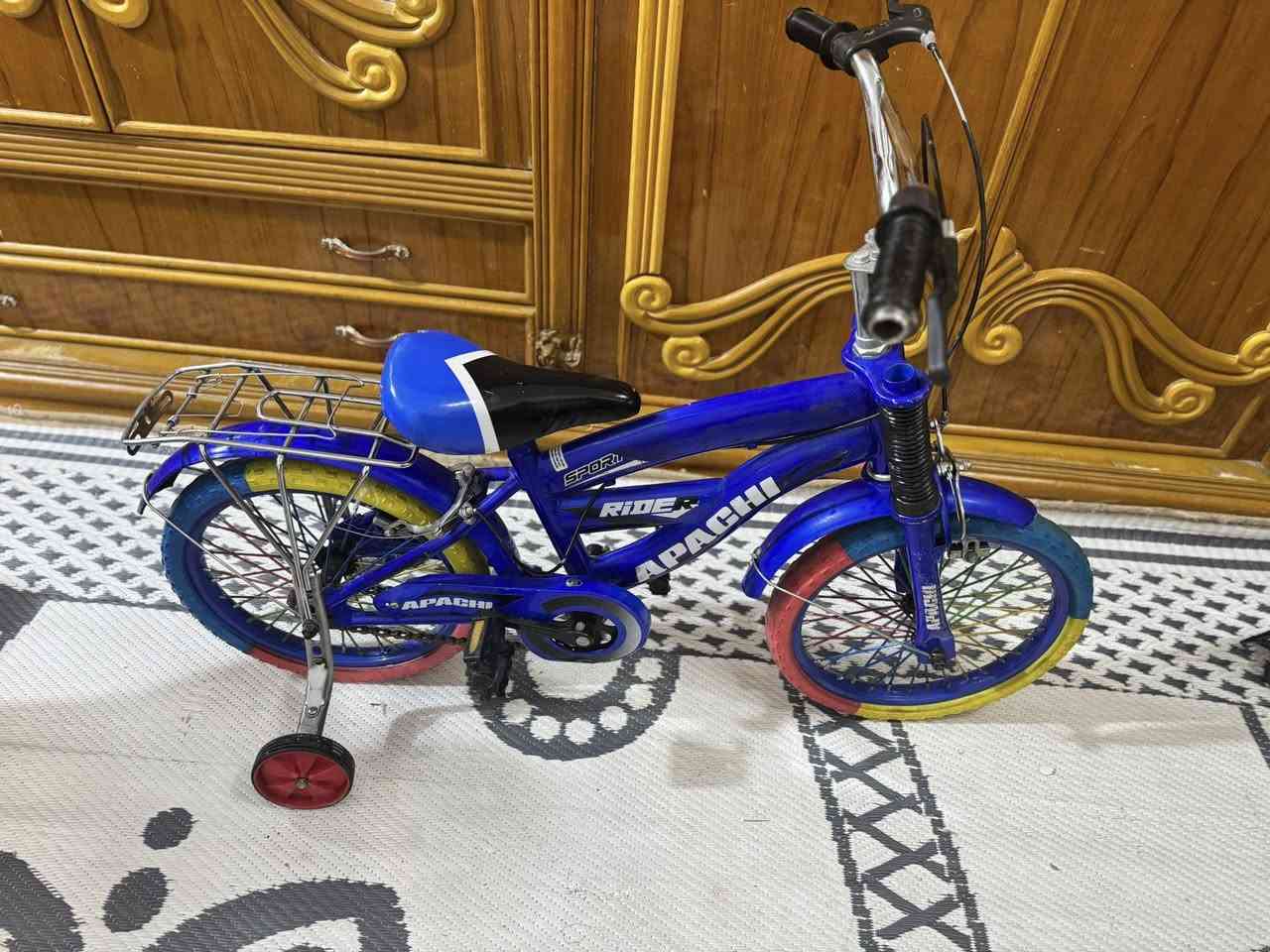 السلام عليكم 
بايسكل للبيع نظيف جدآ حجم ١٦ 
السعر ٣٥


**إذا كنت صاحب هذا الإعلان وتريد حذفه لأي سبب، رجاءا أرسل رسالة إلى الدعم الفني**