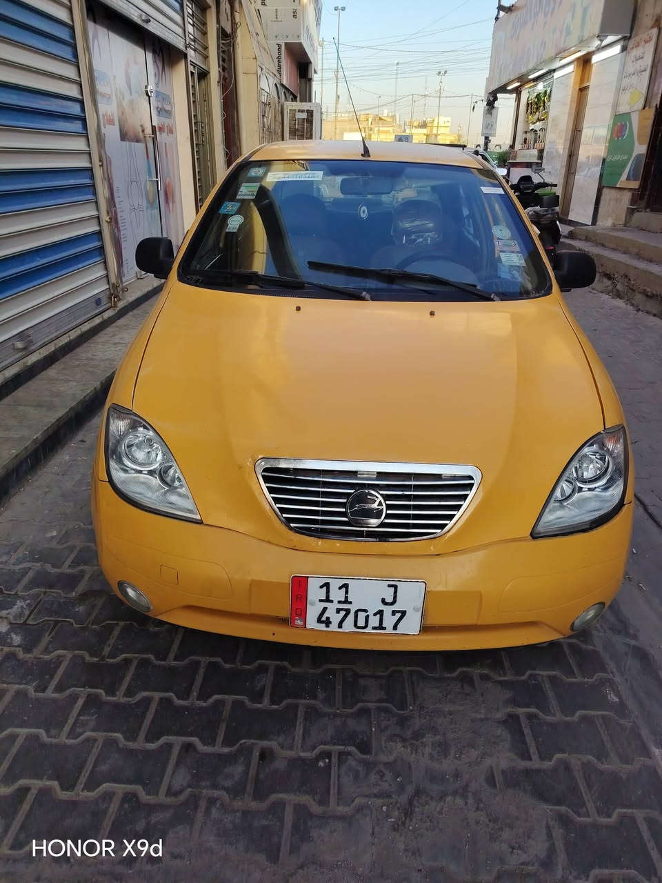 طيبة 2015
رقم بغداد بسمي  سنوية جديدة 31 هزة جديدة 
السيارة كاملة مابيها اي نقص 
تخم تاير 
صدرها جيد جدا 
تبريد ممتاز 
حماوة ماكو 
و التفاصيل بالصور 
مكاني بغداد الشعلة 
رقمي ***********
السعر اتصل او واتساب و بالخدمة
