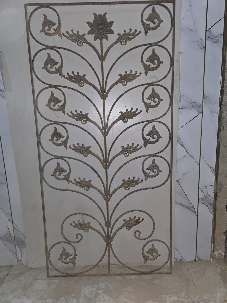 نقش ايراني الثامن سامراء ***********
