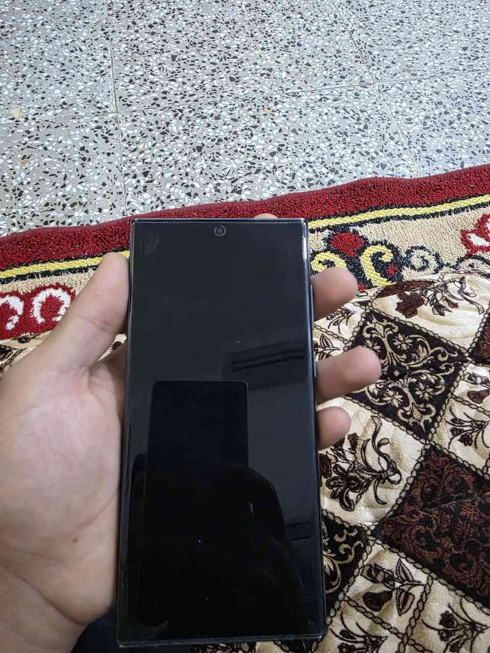للبيع جهاز كلكسي اس 22الترا الجهاز خطين وشرق اوسط ذاكره 512 نضيف كلش مكفول من كلشي سعره 650مكاني حله للتواصل على الرقم ***********
