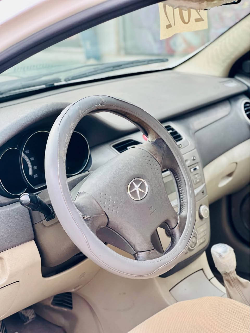 جاک2012گێڕ عادی مەکینە زنجیر سەنەوی و هەمووی تازەیە تا 2029 سەیارەکە سپی بەفریە نمونەیە لەجوانیا تابڵێی ڕێک و پێکە2پەڵەی بۆیاغە مەکینەشی نەکراوەتەوە سعری 63گەڵاو ماعمەلە أربيل, العراق


**إذا كنت صاحب هذا الإعلان وتريد حذفه لأي سبب، رجاءا أرسل رسالة إلى الدعم الفني**