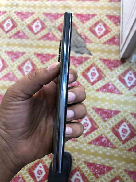 لبيع اس،٢٣ الترا نسخه الشرق لاوسط المرغوب كامل ملحقات مع ضمان الوطني ذاكره ٢٥٦ لون زيتوني استخدام سنه مكفول سعر ٧٨٠ الف عنواني شطره ***********
