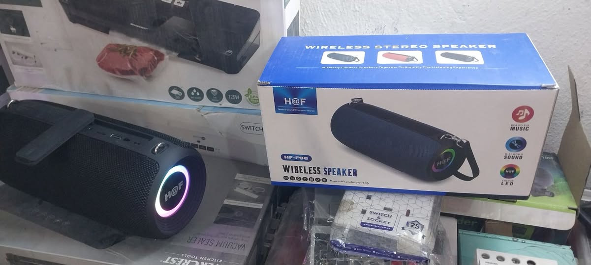 السلام عليكم من رخصه الدمن سبيكر باله جديد ٢٠ الف بلوتوث تايبسي رام ياخذ وفلاش


**إذا كنت صاحب هذا الإعلان وتريد حذفه لأي سبب، رجاءا أرسل رسالة إلى الدعم الفني**