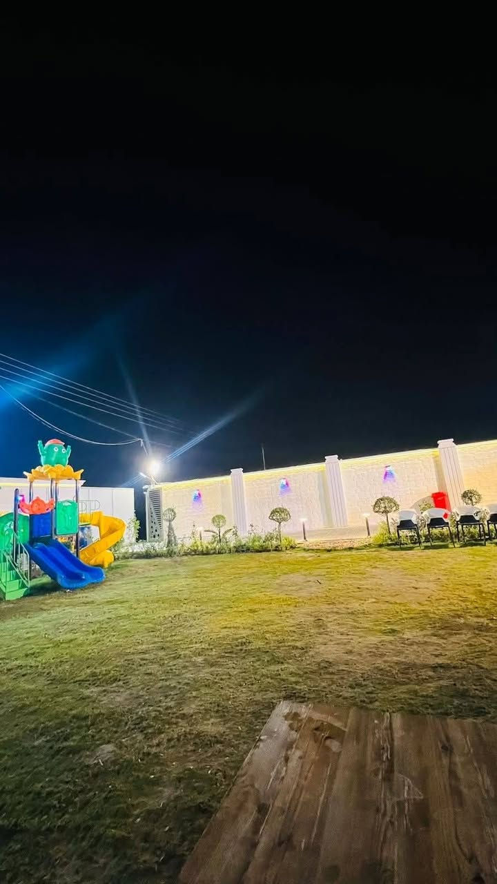 سلام عليكم يوجد لدينا مزارع اليجار في البوعيثة بسعر ***********مناسب موثقة بتطبيق اجرلي ا التواصل وتصلح المناسبات
