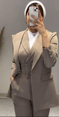 طقم ٣ قطع • خامة تركية • مقاسات ٤٠-٥٠