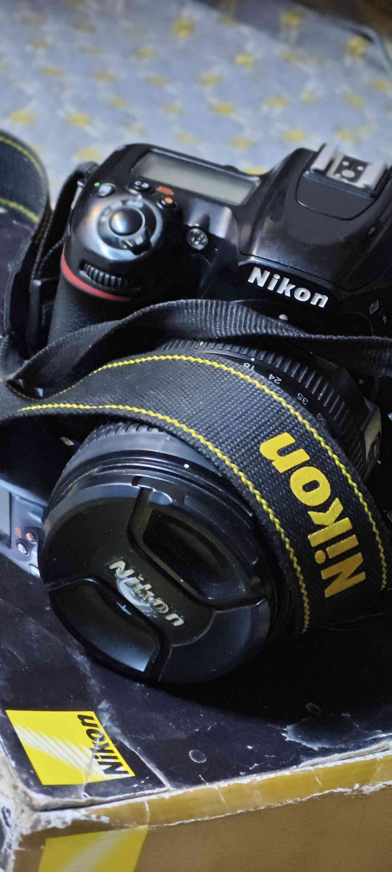 كاميرا نيكون 7500 نضيفه جداا استخدام بيت كامل ملحقاته الأصلية السعر ٨٥٠ الف مكاني بصرة  خاص ... ***********
