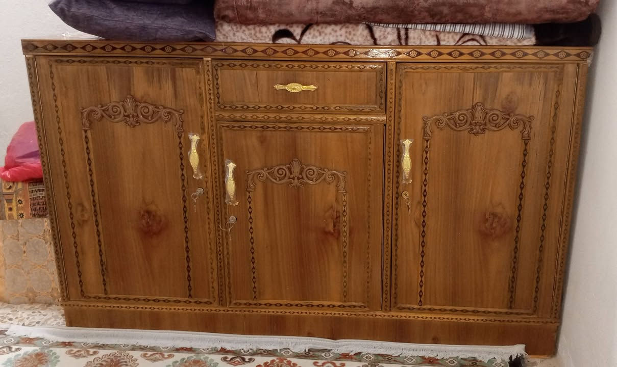 بوفية جديدة صار إلها ٢٠ يوم
سعرها ١٢٠ الف


**إذا كنت صاحب هذا الإعلان وتريد حذفه لأي سبب، رجاءا أرسل رسالة إلى الدعم الفني**