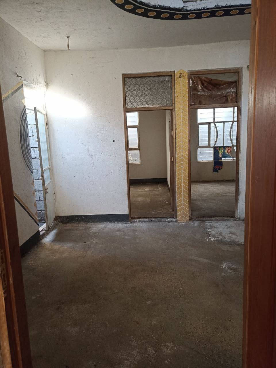 السلام عليكم بيت للبيع المساحه250 طابو زراعي البيت يرادله شغل وترتيب العنوان ديالى بعقوبه باب الدرب اي استفسار اتصل على الرقم وتدلل
***********
***********
