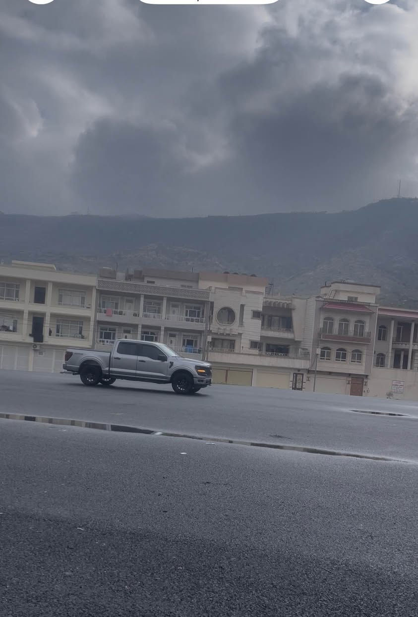 فوارتF150. موديل 2024  فوارويل 4x4 باب طويل بودي قصير لمرغوب محرك 270 سيار بيه كتاب تضليل جامات تفاصيل *********** واتساب أربيل, العراق
