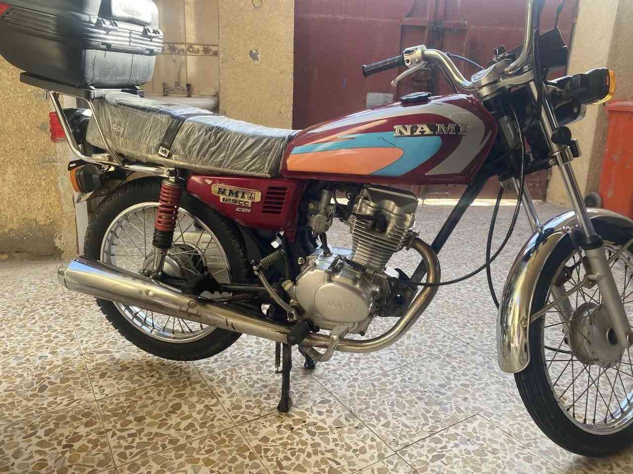 السلام عليكم
دراجة اربعة كير موديل 2021 ناما شلامجة دراجة كل نقص ما بيها كاملة وكهربائيات كلها شغاله اوراق اصولي 7 كلهن موجودات 

السعر 850 وبيها مجال قليل اتصل على 

الرقم *********** واتساب موجود
