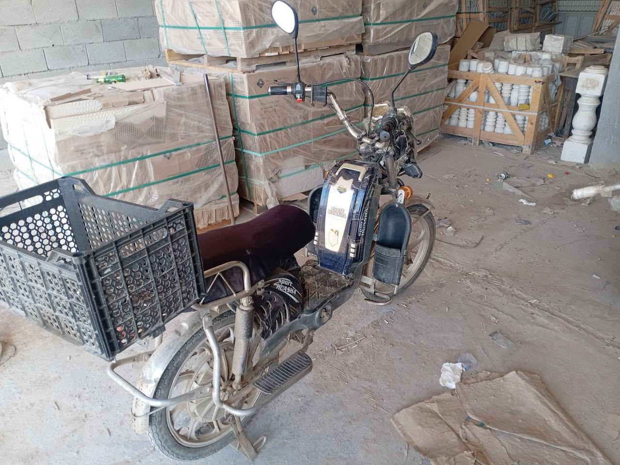 من رخصه لادمان 
دراجه شحن البيع اي نقص مابيه بطارية جديد تايرت جديده
***********
مامتواجد على فيس
