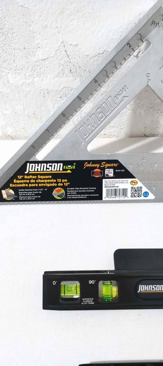 للبيع أدوات حدادة صناعة أمريكية 🇺🇸

JOHNSON TOOLS

MADE IN THE USA

مكاني البصرة القرنة *********** القرنة, البصرة
